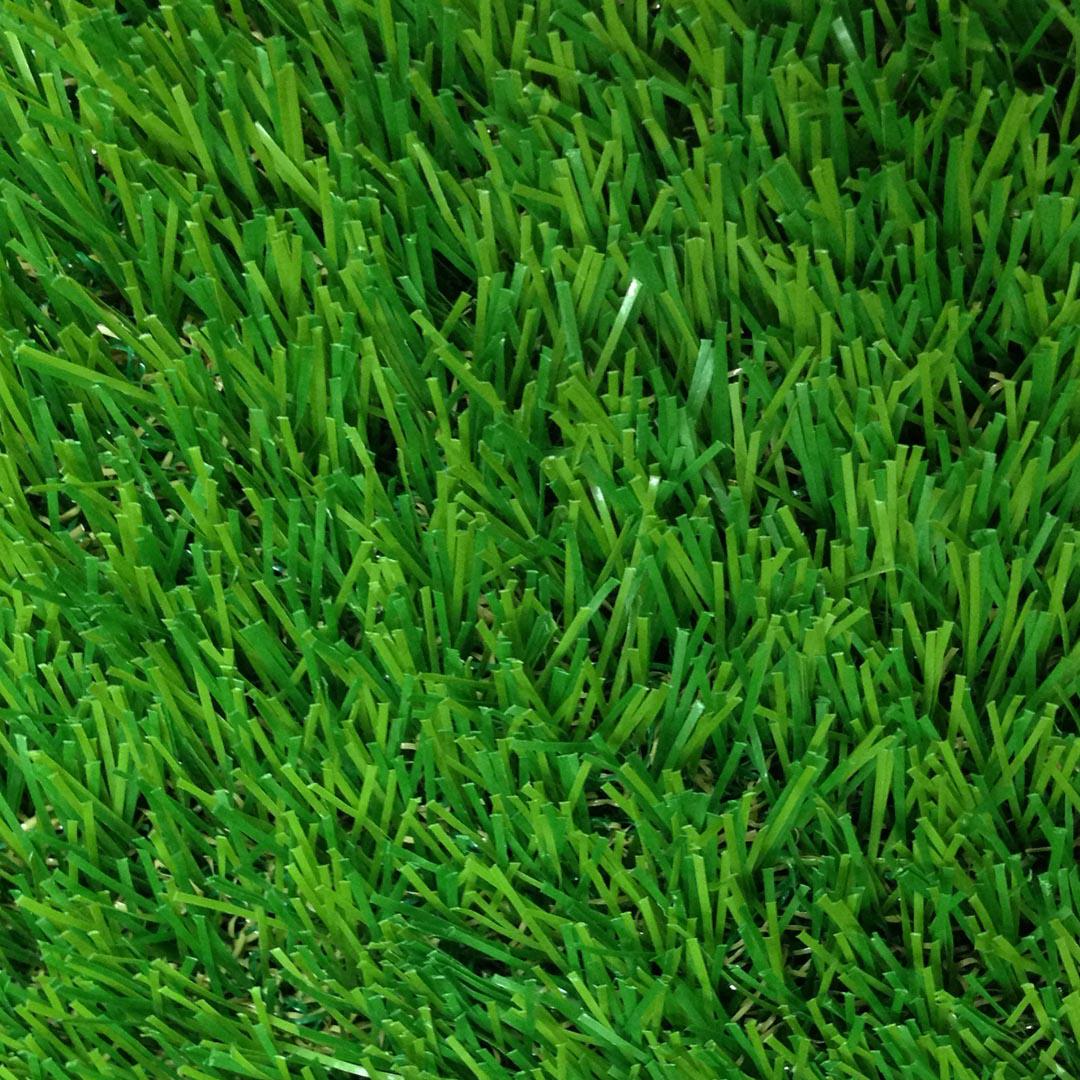 หญ้าเทียม อีซี่กราส สปอร์ต เอสซีจี รุ่นสั่งตัด ความยาวหญ้า 5 ซม. สี เอเนอจี กรีน